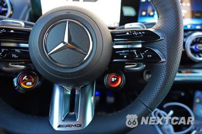 2024 Mercedes-Benz AMG GLB 35 4MATIC - zdjęcie 22 z 48 - miniatura