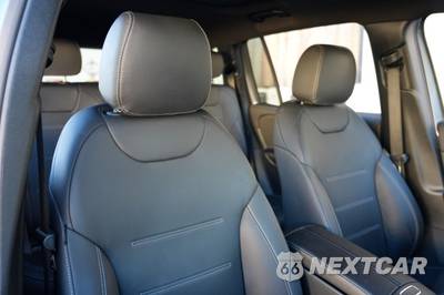 2024 Mercedes-Benz AMG GLB 35 4MATIC - zdjęcie 42 z 48 - miniatura