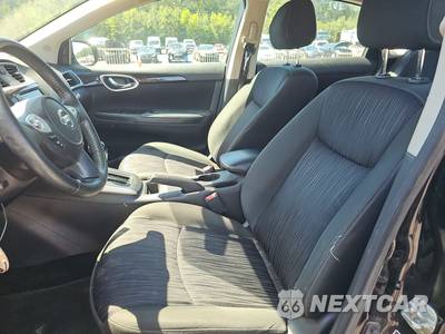 2019 Nissan Sentra SV - zdjęcie 7 z 35 - miniatura