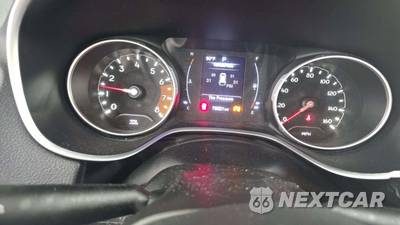 2018 Jeep Compass Latitude - zdjęcie 25 z 32 - miniatura