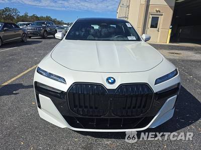 2026 BMW 7 Series 750e xDrive M SPORT LINE - zdjęcie 2 z 21 - miniatura