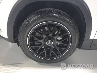2021 Mercedes-Benz GLB 250 4MATIC - zdjęcie 8 z 24 - miniatura