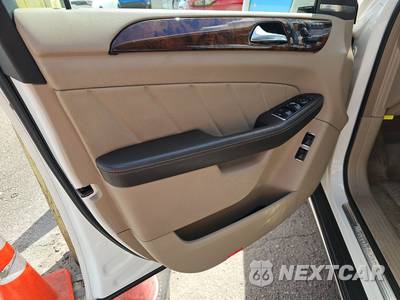 2015 Mercedes-Benz GL 450 4MATIC - zdjęcie 9 z 24 - miniatura