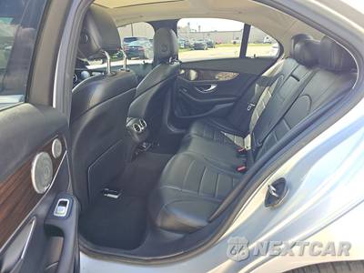 2017 Mercedes-Benz C 300 4MATIC Sedan - zdjęcie 13 z 34 - miniatura