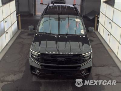 2025 Ford Expedition Active - zdjęcie 2 z 29 - miniatura