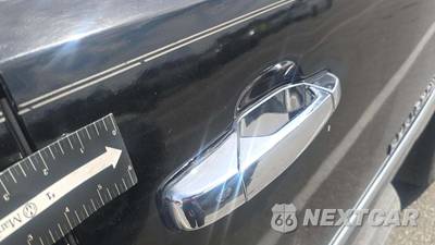 2009 Chevrolet Avalanche LTZ Crew Cab Short Bed 1LZ - zdjęcie 24 z 33 - miniatura