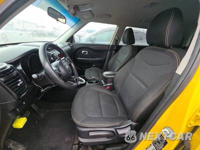 2014 Kia Soul + - zdjęcie 7 z 27 - miniatura