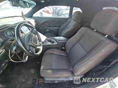 2018 Dodge Challenger SXT - zdjęcie 7 z 25 - miniatura