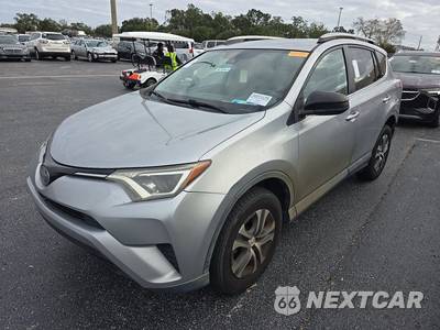 2018 Toyota RAV4 LE - zdjęcie 1 z 33 - miniatura