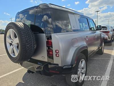 2022 Land Rover Defender 110 X-Dynamic SE - zdjęcie 4 z 21 - miniatura