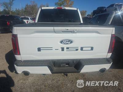 2024 Ford F-150 Lariat Crew Cab Short Bed - zdjęcie 5 z 22 - miniatura