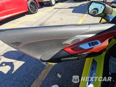 2022 Chevrolet Corvette Stingray Coupe 2LT - zdjęcie 9 z 21 - miniatura