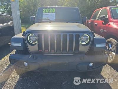 2020 Jeep Wrangler Unlimited Sahara Altitude Edition - zdjęcie 2 z 22 - miniatura