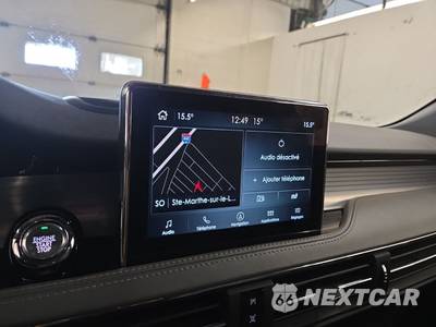 2022 Lincoln Corsair Plug-In Hybrid Grand Touring - zdjęcie 11 z 15 - miniatura