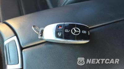 2020 Mercedes-Benz AMG E 53 4MATIC Sedan - zdjęcie 20 z 27 - miniatura