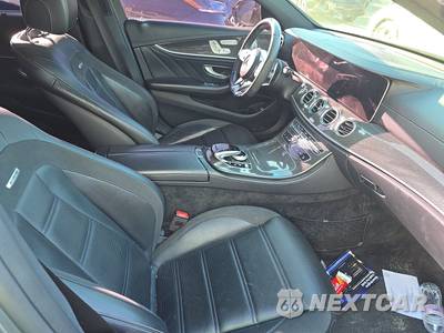 2020 Mercedes-Benz AMG E 53 4MATIC Sedan - zdjęcie 8 z 27 - miniatura