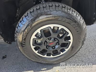2026 Toyota Tacoma TRD Off-Road Crew Cab Medium Bed - zdjęcie 9 z 21 - miniatura