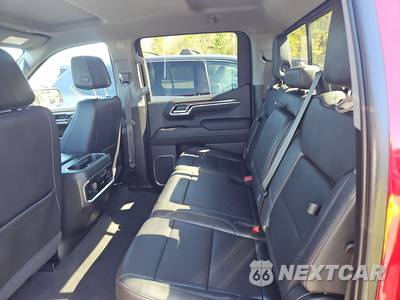 2023 Chevrolet Silverado 1500 LTZ Crew Cab Medium Bed 1LZ - zdjęcie 13 z 18 - miniatura