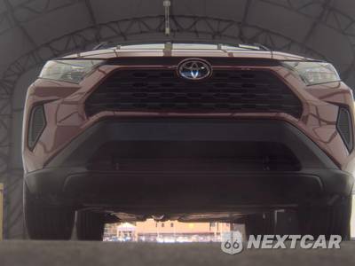 2021 Toyota RAV4 LE - zdjęcie 3 z 24 - miniatura