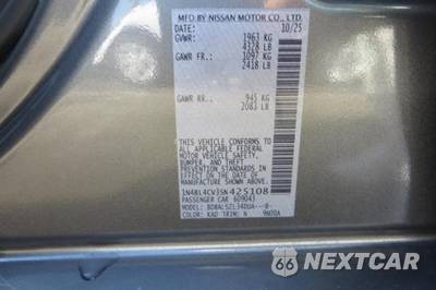2025 Nissan Altima SR - zdjęcie 4 z 29 - miniatura