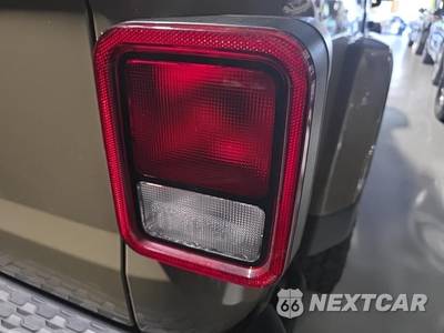 2020 Jeep Gladiator Rubicon Crew Cab Medium Bed - zdjęcie 20 z 22 - miniatura