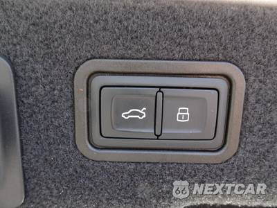2025 Audi A8 L 55 TFSI - zdjęcie 30 z 40 - miniatura