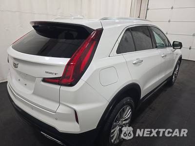 2025 Cadillac XT4 Premium Luxury 1SE - zdjęcie 4 z 17 - miniatura