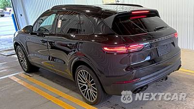 2023 Porsche Cayenne Platinum Edition - zdjęcie 6 z 20 - miniatura