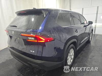 2025 Toyota Grand Highlander Hybrid Limited - zdjęcie 4 z 19 - miniatura
