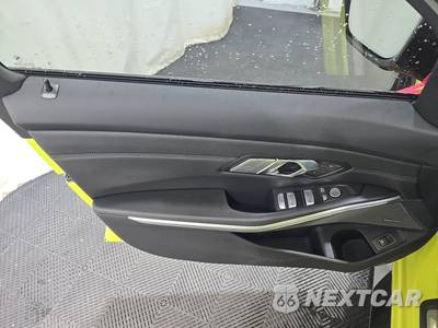 2023 BMW M3 Sedan Competition M xDrive - zdjęcie 9 z 17 - miniatura