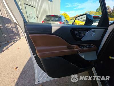 2021 Lincoln Aviator Reserve - zdjęcie 9 z 24 - miniatura