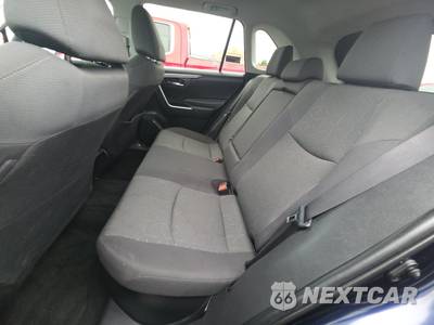 2021 Toyota RAV4 Hybrid XLE - zdjęcie 13 z 26 - miniatura
