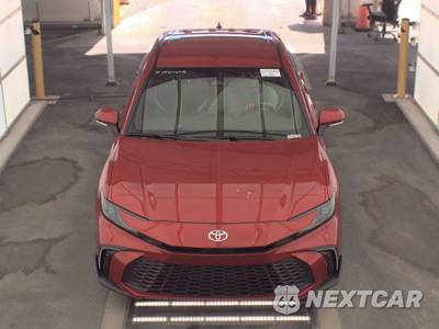 2026 Toyota Camry SE - zdjęcie 2 z 23 - miniatura