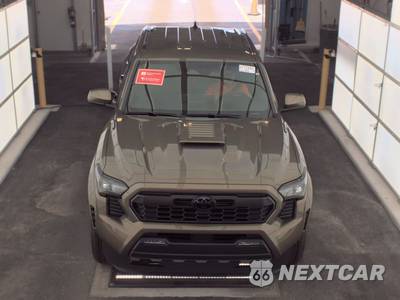 2026 Toyota Tacoma i-FORCE MAX TRD Sport Crew Cab Medium Bed - zdjęcie 2 z 23 - miniatura