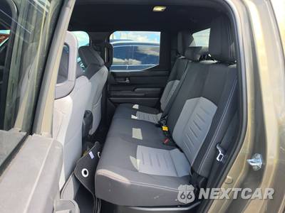 2026 Toyota Tacoma i-FORCE MAX TRD Sport Crew Cab Medium Bed - zdjęcie 13 z 23 - miniatura