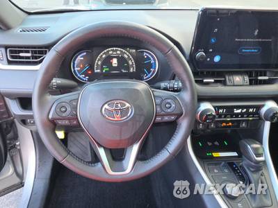 2025 Toyota RAV4 Hybrid XSE - zdjęcie 10 z 40 - miniatura