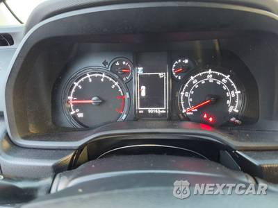 2024 Toyota 4Runner SR5 - zdjęcie 12 z 32 - miniatura