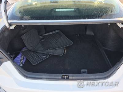 2025 Toyota Camry LE - zdjęcie 16 z 31 - miniatura