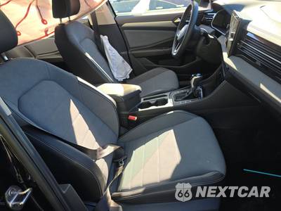 2026 Volkswagen Jetta SE - zdjęcie 8 z 25 - miniatura