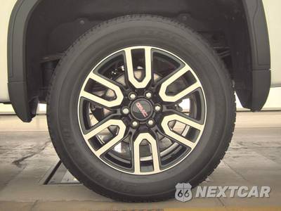 2021 GMC Sierra 1500 AT4 Crew Cab Short Bed 4SB - zdjęcie 12 z 25 - miniatura