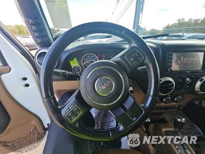 2014 Jeep Wrangler Unlimited Sahara - zdjęcie 10 z 43 - miniatura
