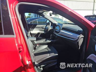 2023 Jeep Compass Latitude - zdjęcie 8 z 22 - miniatura