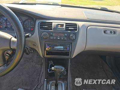 2002 Honda Accord Sedan EX w/Leather - zdjęcie 11 z 38 - miniatura