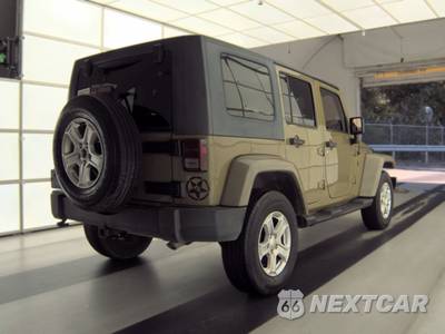 2013 Jeep Wrangler Unlimited Sport - zdjęcie 4 z 43 - miniatura