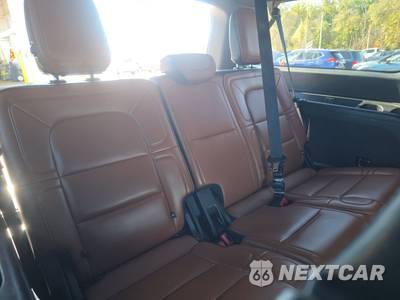 2019 Lincoln Navigator L Reserve - zdjęcie 14 z 34 - miniatura