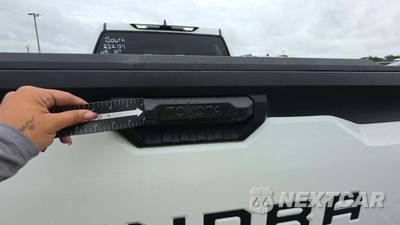 2024 Toyota Tundra SR5 Crew Cab Short Bed - zdjęcie 23 z 42 - miniatura