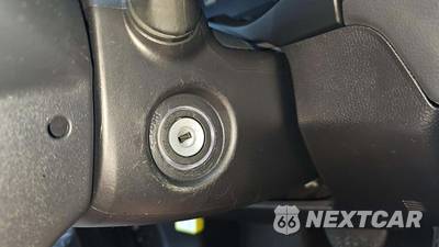 2025 Toyota RAV4 LE - zdjęcie 27 z 31 - miniatura