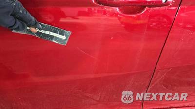 2025 Toyota Camry SE - zdjęcie 24 z 27 - miniatura