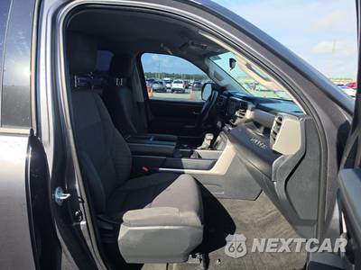 2023 Toyota Tundra SR5 Crew Cab Short Bed - zdjęcie 8 z 48 - miniatura