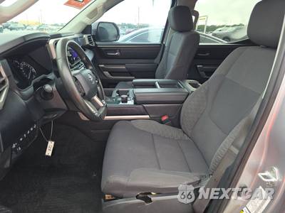 2022 Toyota Tundra SR5 Crew Cab Short Bed - zdjęcie 7 z 39 - miniatura